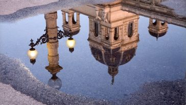 mirror museum cupola in the plash